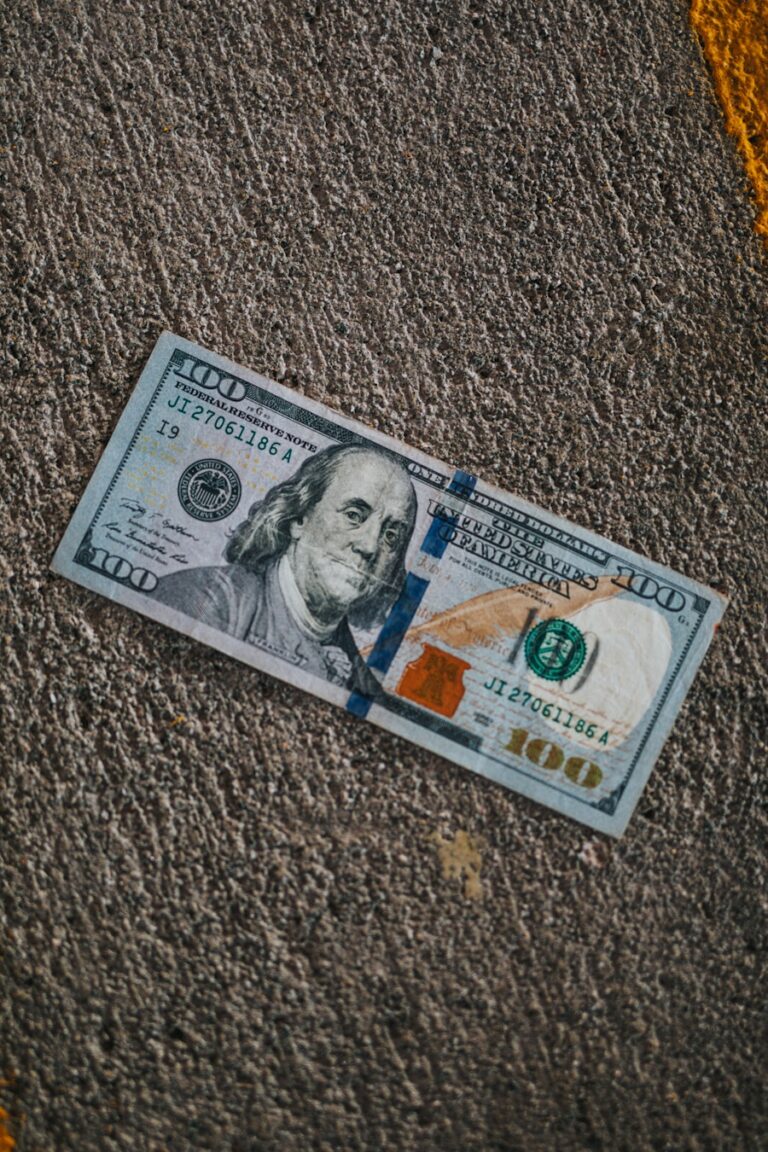 Photo borrow money without UC